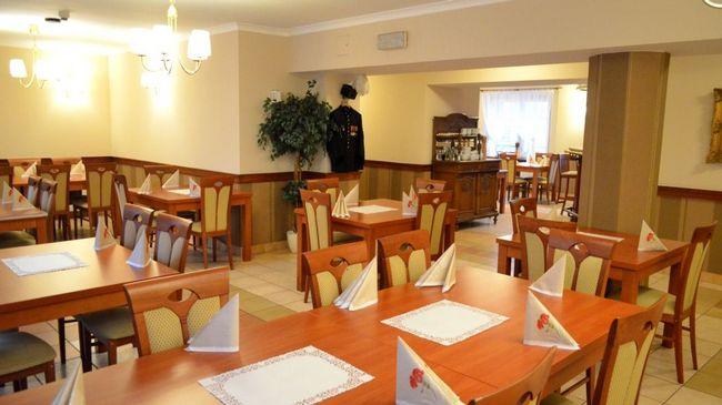Hotel Malinowski Economy Gliwice Restaurang bild